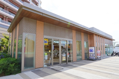 ミニストップ幕張ベイパーク店まで180m（徒歩3分）_イメージ画像